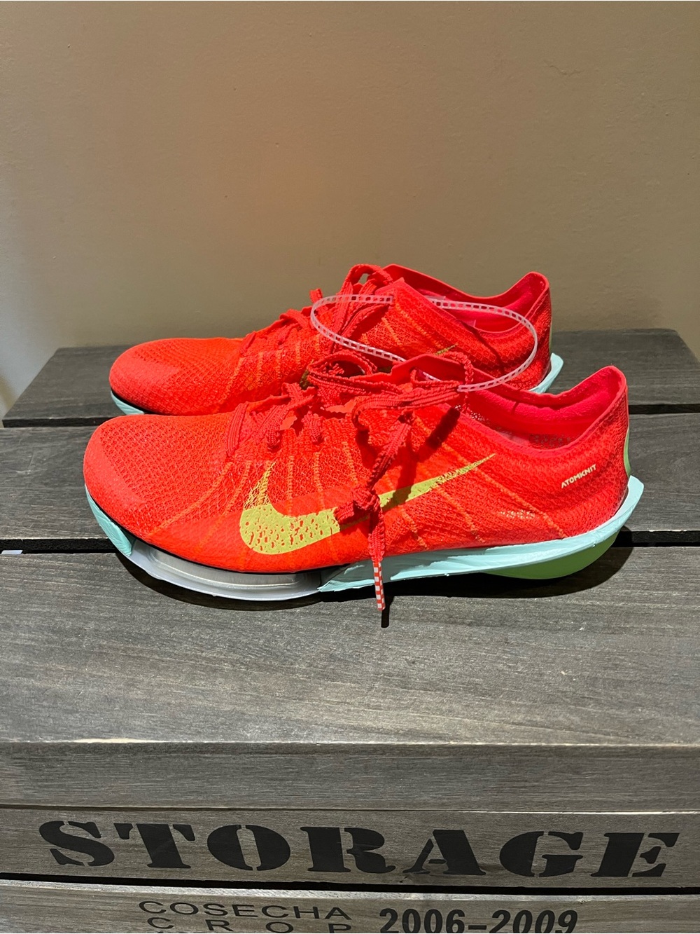 Nike Victory 3 Women’s Track & Field Distance Spikes | Wm Sz 6: Mn 4.5| NWOB